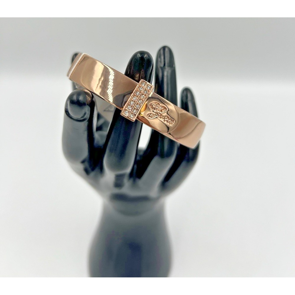 Guess Woman's Rose Gold Tone Hinged Buckle CZ  Bangle Bracelet w/Pouch NWT